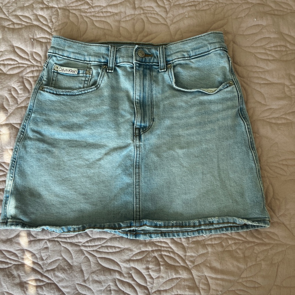 Calvin Klein Women's Light Blue Mini Skirt